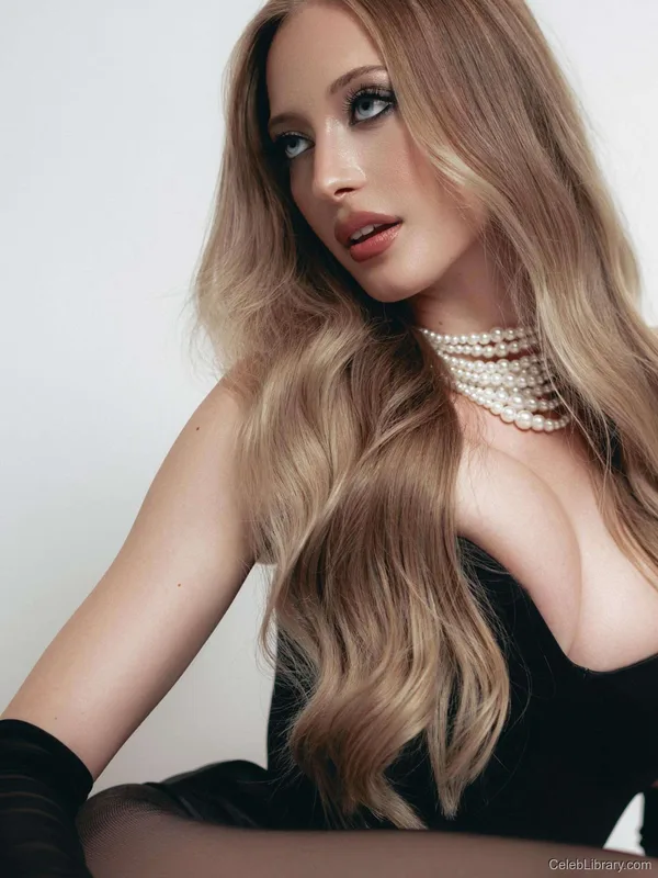 Sophia Diamond photo 8 of 1991