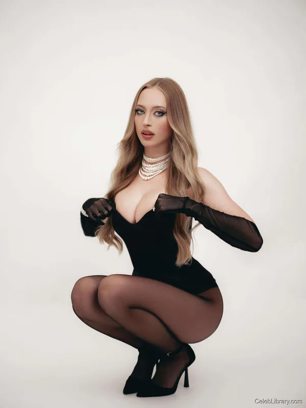 Sophia Diamond photo 9 of 1991