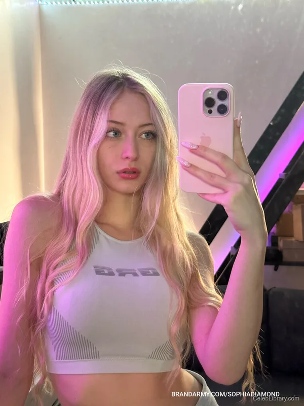 Sophia Diamond photo 4 of 1991