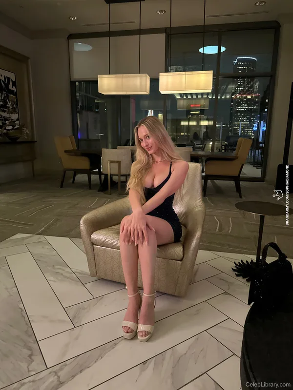 Sophia Diamond photo 11 of 1991