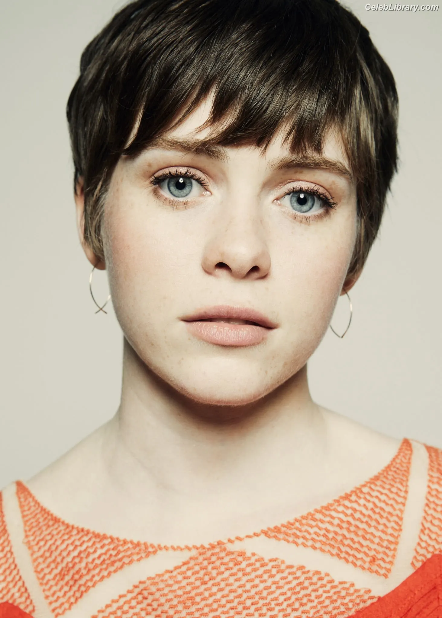 Sophia Lillis photo 5 of 127
