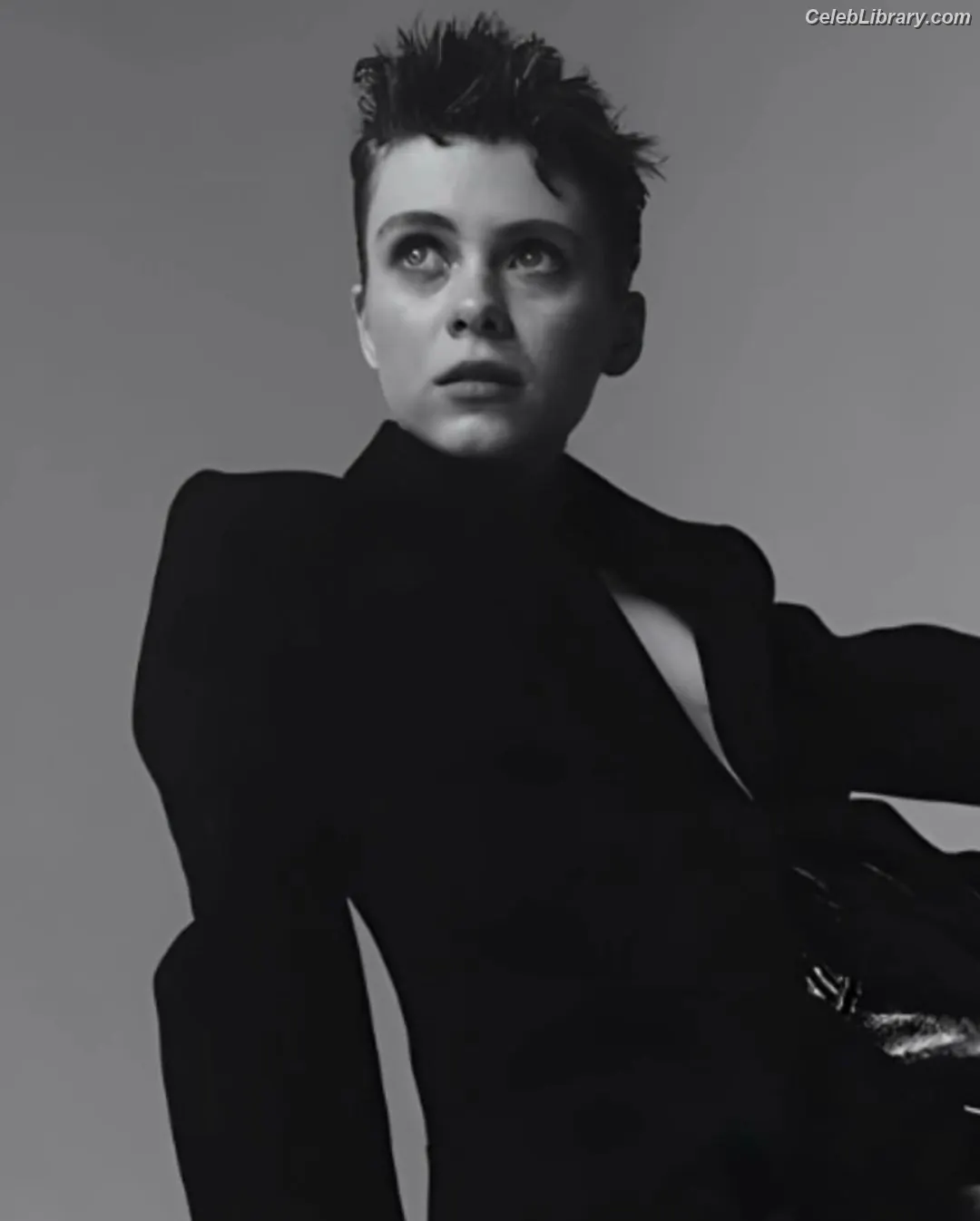 Sophia Lillis photo 9 of 127