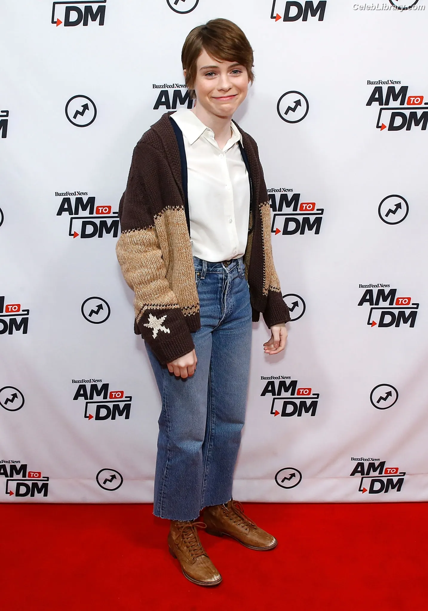 Sophia Lillis photo 17 of 127