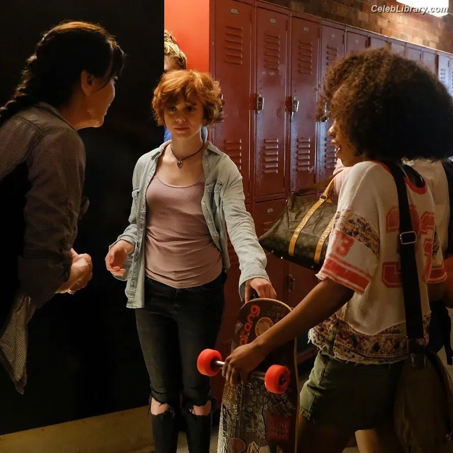 Sophia Lillis photo 13 of 127