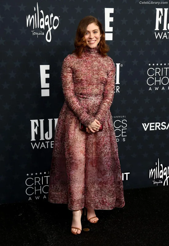Sophia Lillis photo 18 of 128