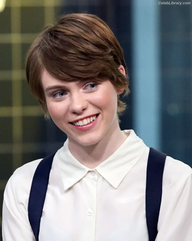 Sophia Lillis photo 12 of 128