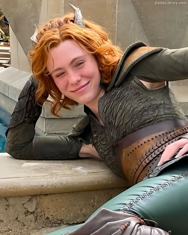 Sophia Lillis photo 16 of 128