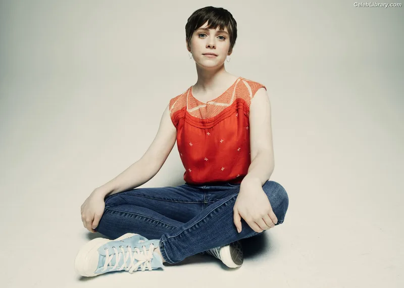 Sophia Lillis photo 3 of 128