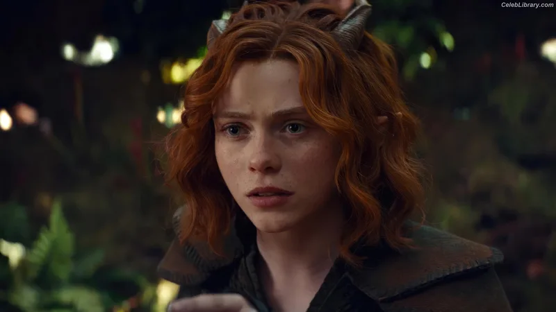 Sophia Lillis photo 18 of 128