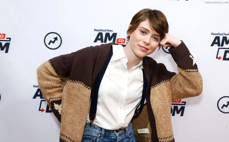 Sophia Lillis photo 23 of 128