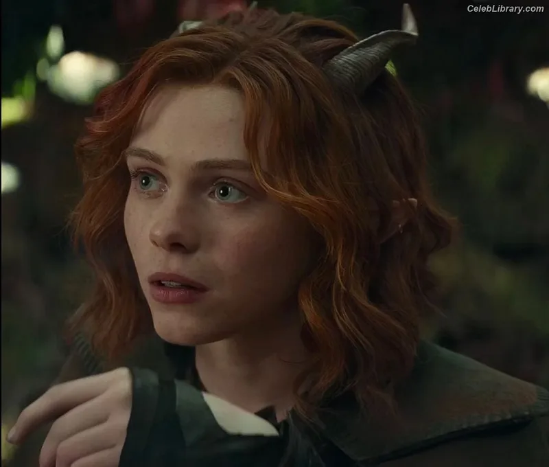 Sophia Lillis photo 4 of 128