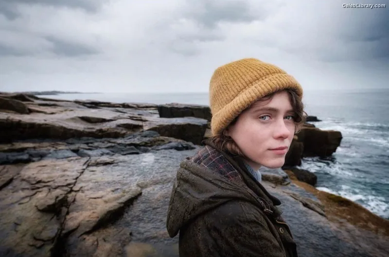 Sophia Lillis photo 5 of 128