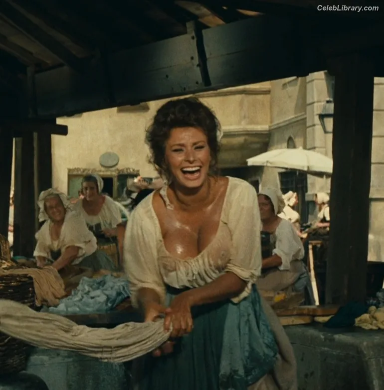 Sophia Loren photo 6 of 80