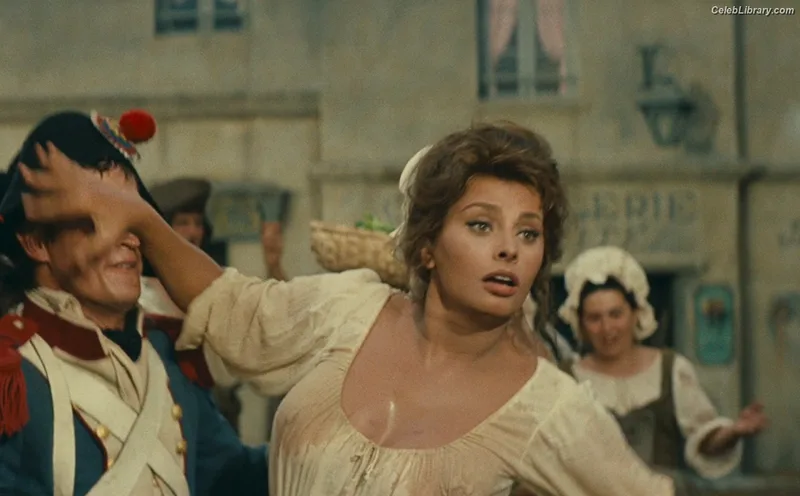 Sophia Loren photo 8 of 80