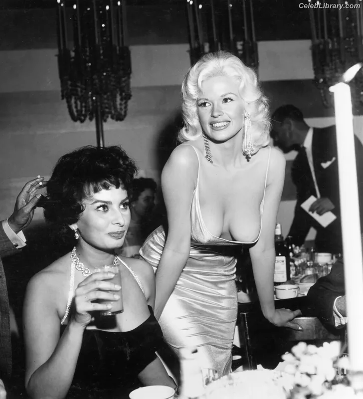 Sophia Loren photo 11 of 80