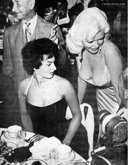 Sophia Loren photo 13 of 80