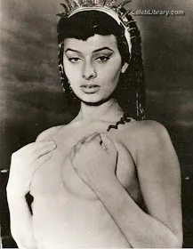 Sophia Loren photo 21 of 80