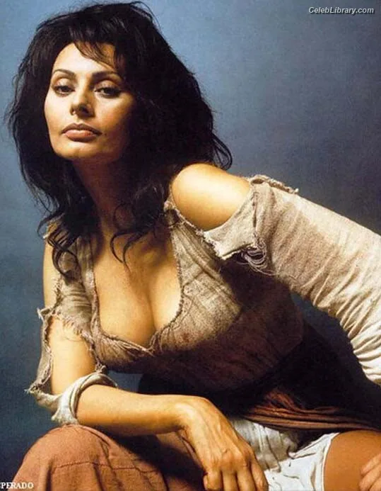 Sophia Loren photo 2 of 80