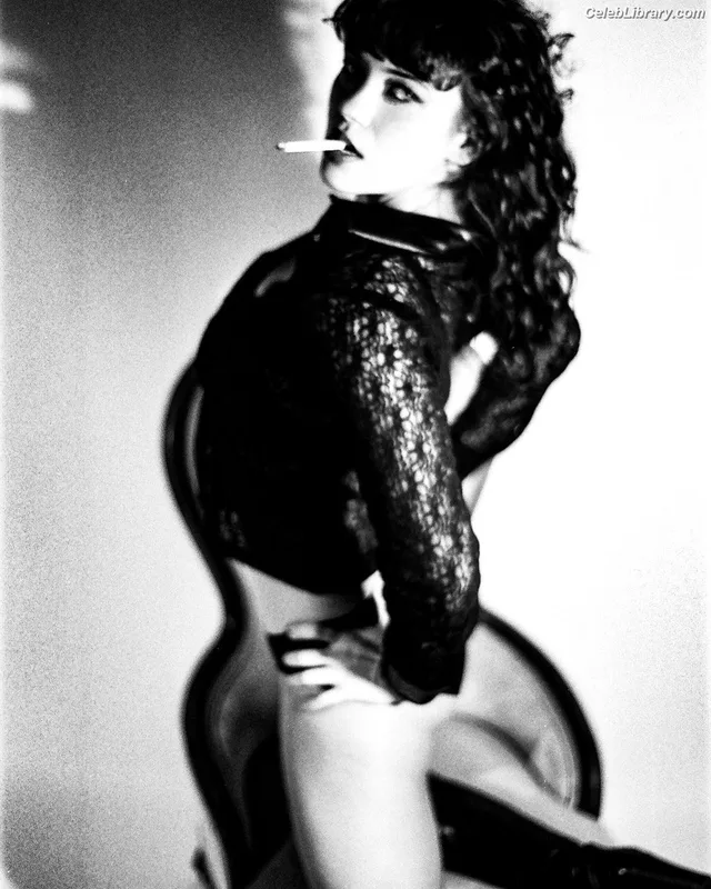 Sophia Tatum photo 1 of 34