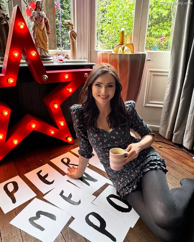 Sophie Ellis-Bextor photo 10 of 52