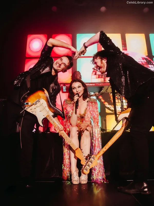 Sophie Ellis-Bextor photo 6 of 52
