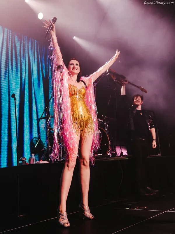 Sophie Ellis-Bextor photo 9 of 52