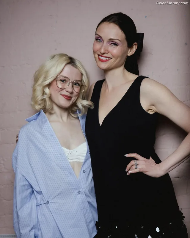 Sophie Ellis-Bextor photo 15 of 52
