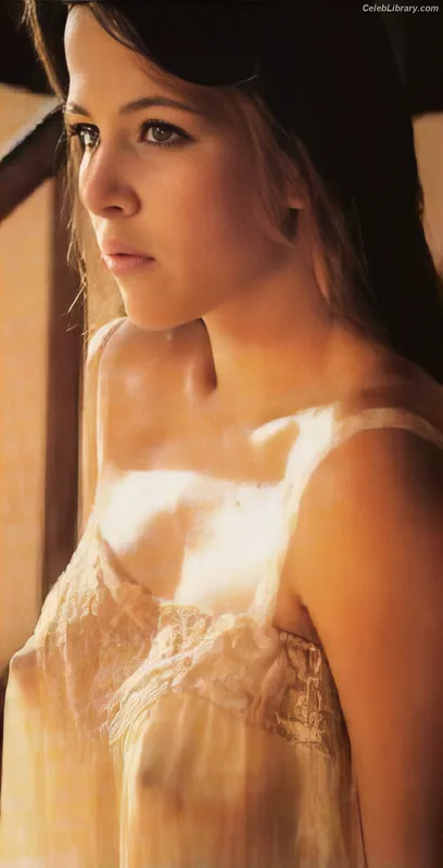 Sophie Marceau photo 5 of 223