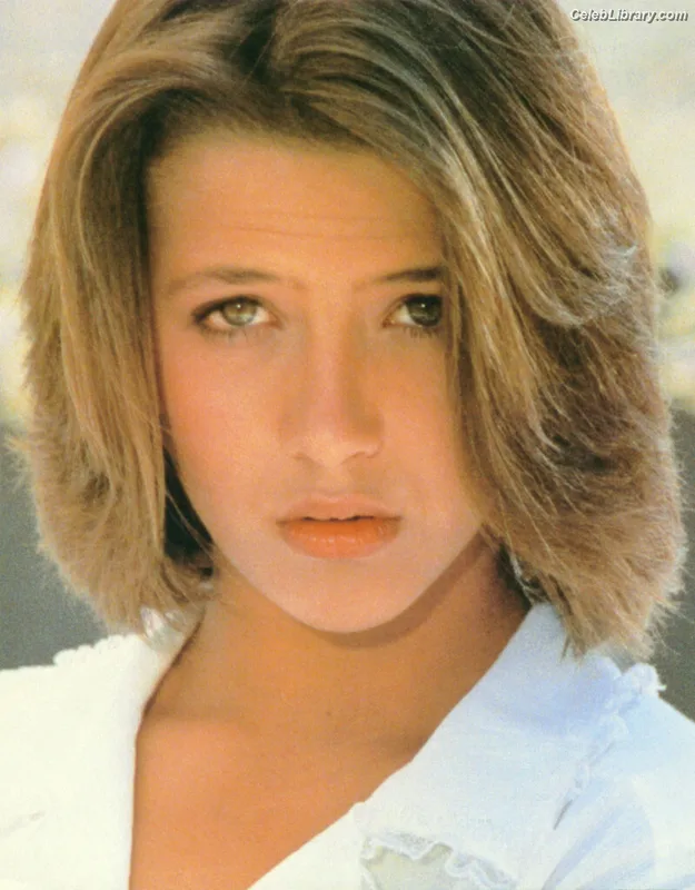Sophie Marceau photo 12 of 223