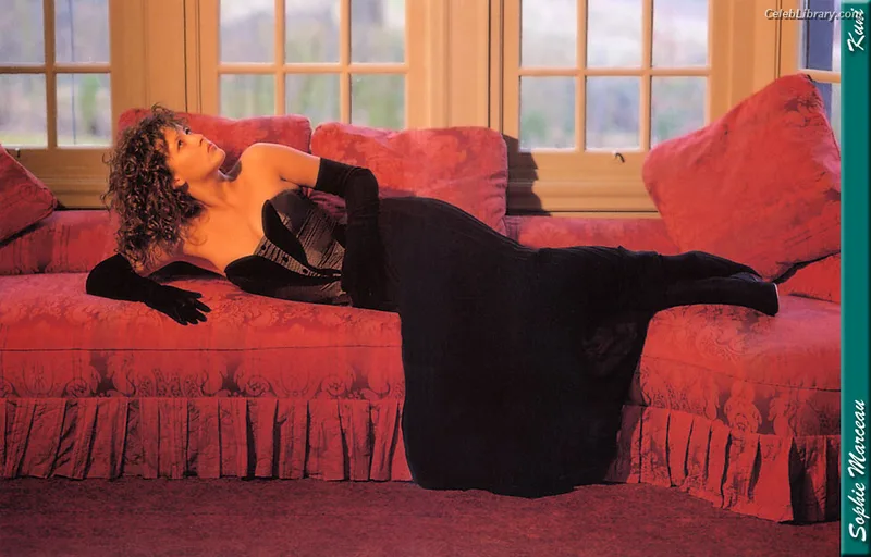Sophie Marceau photo 15 of 223