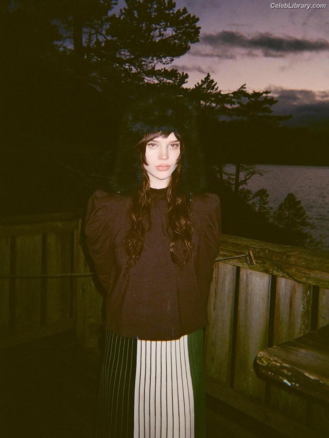 Sophie Thatcher photo 3 of 1121