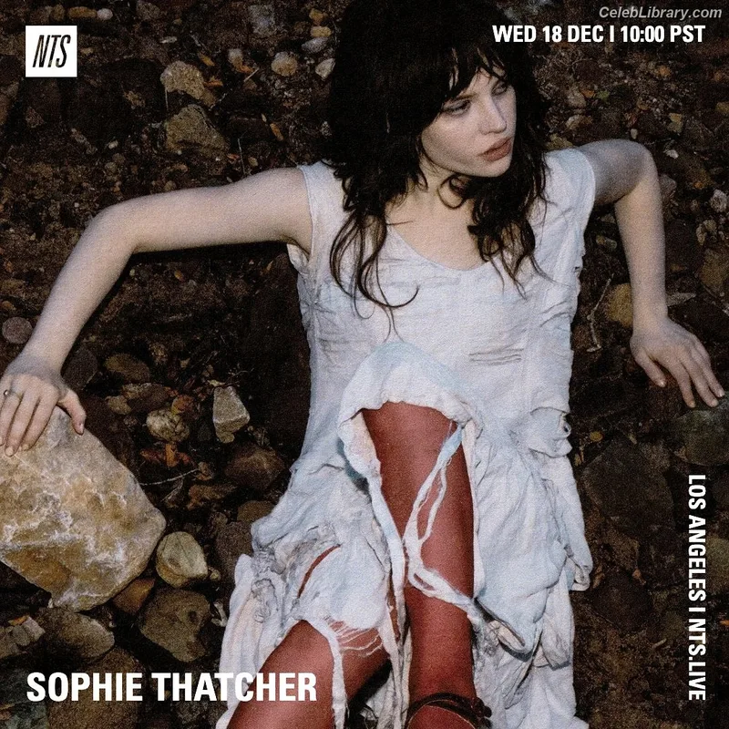 Sophie Thatcher photo 19 of 1121