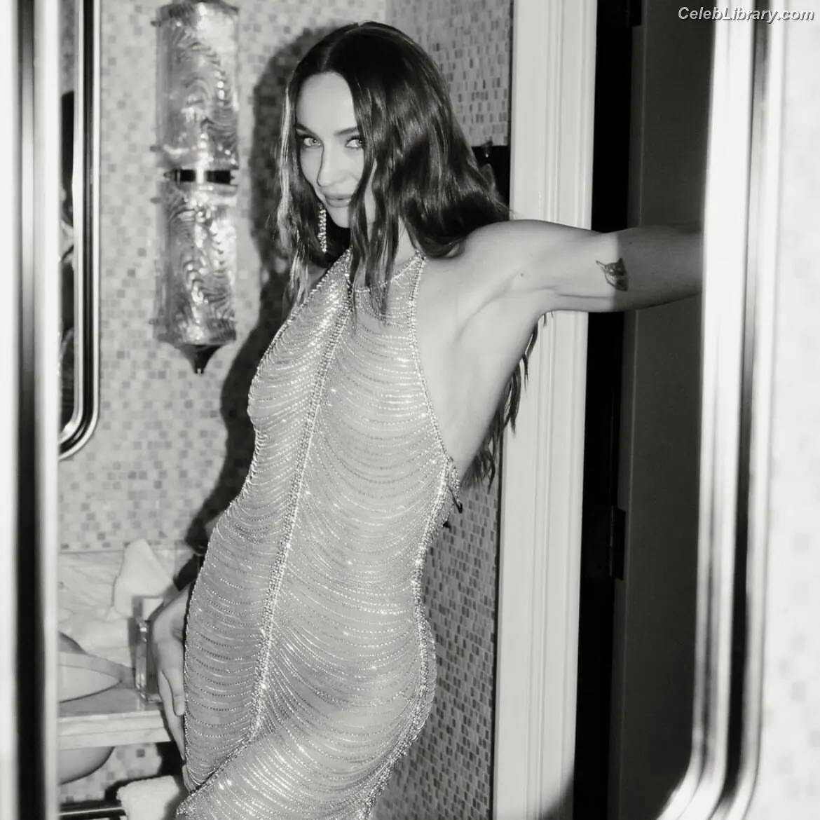 Sophie Turner photo 16 of 478