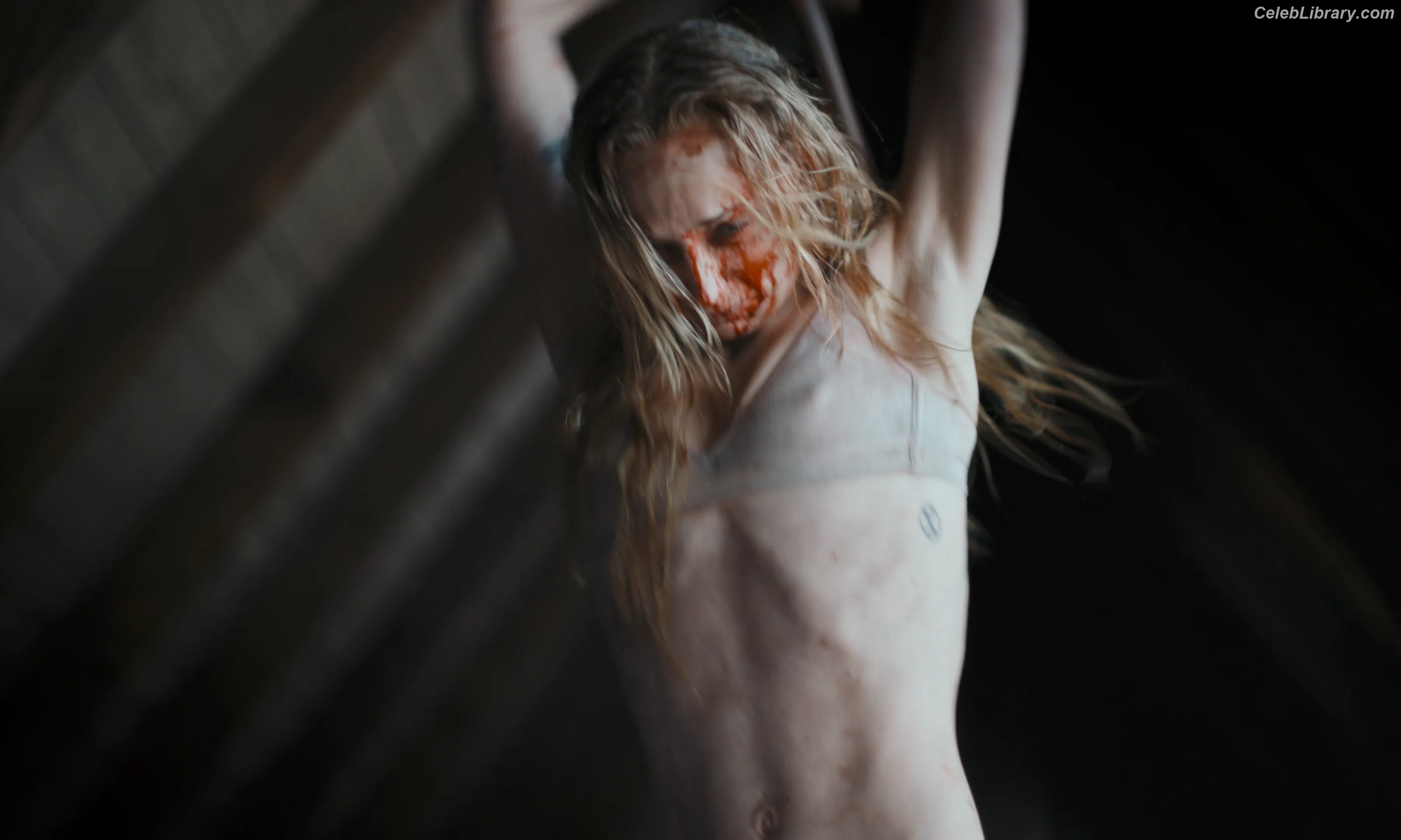 Sophie Turner photo 11 of 478