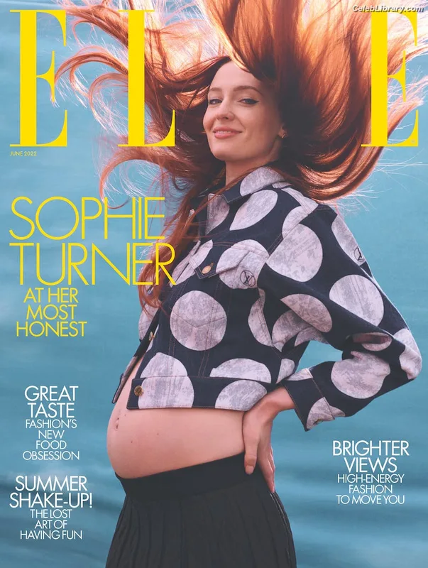 Sophie Turner photo 5 of 479