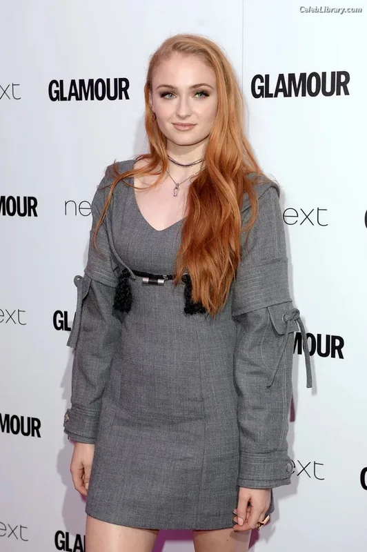 Sophie Turner photo 17 of 479