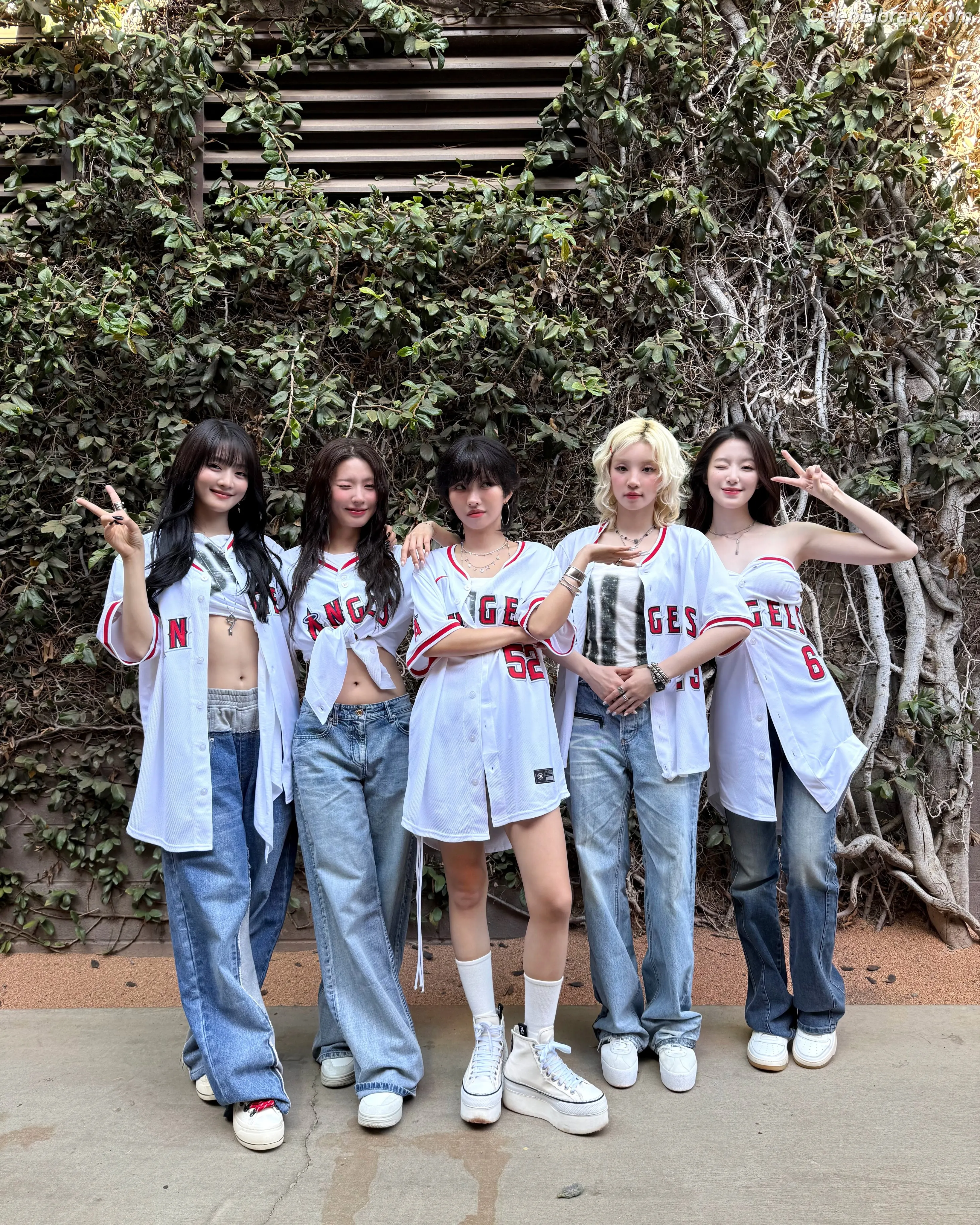 Soyeon (G)I-IDLE photo 22 of 821