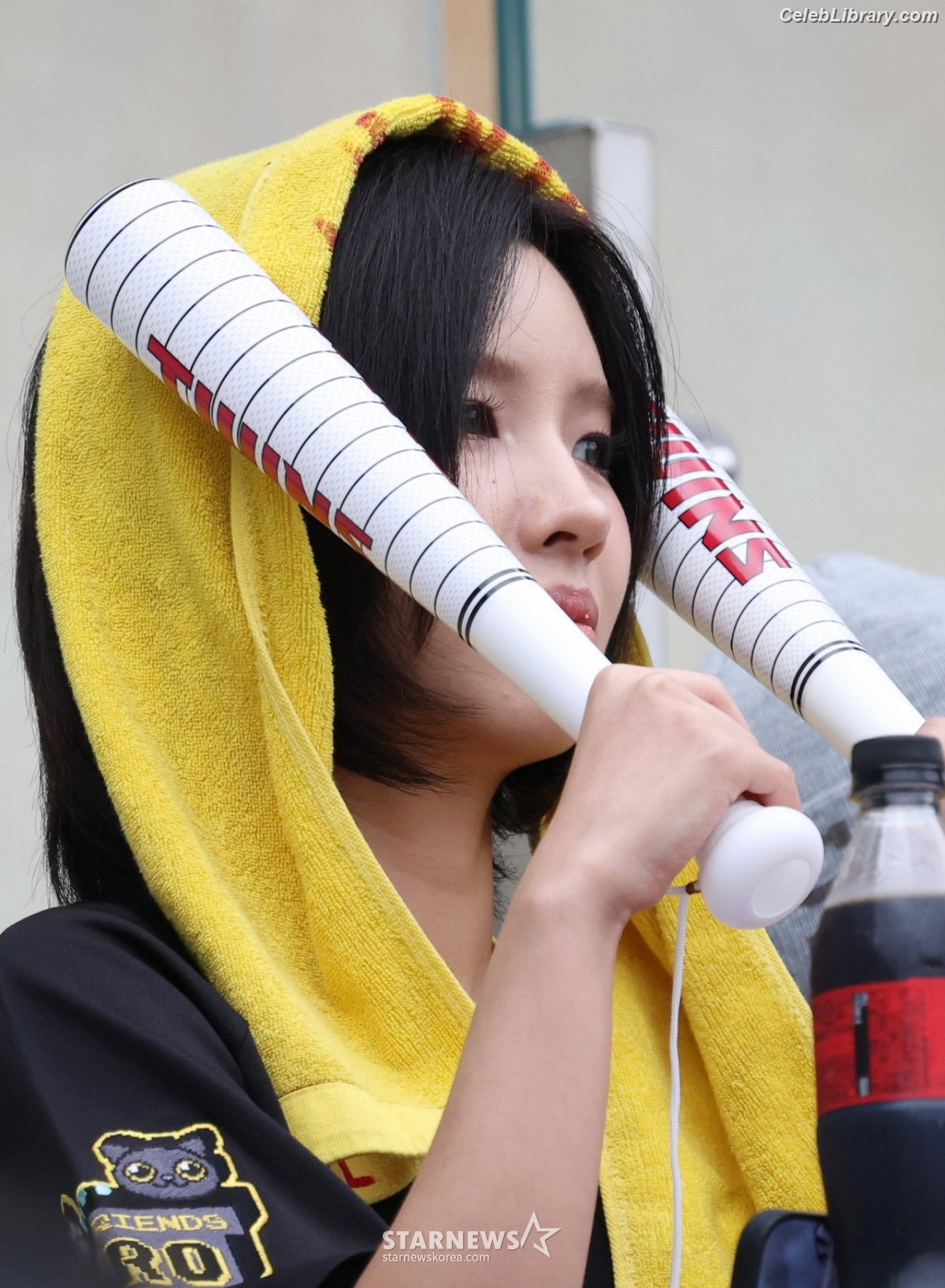 Soyeon  (G)I-IDLE photo 12 of 822