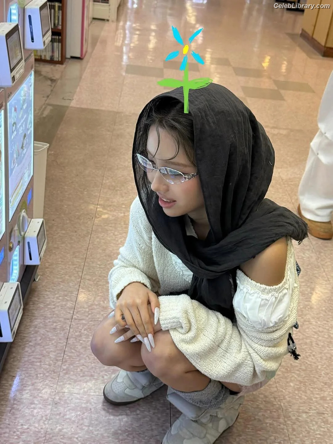 Soyeon  (G)I-IDLE photo 19 of 822