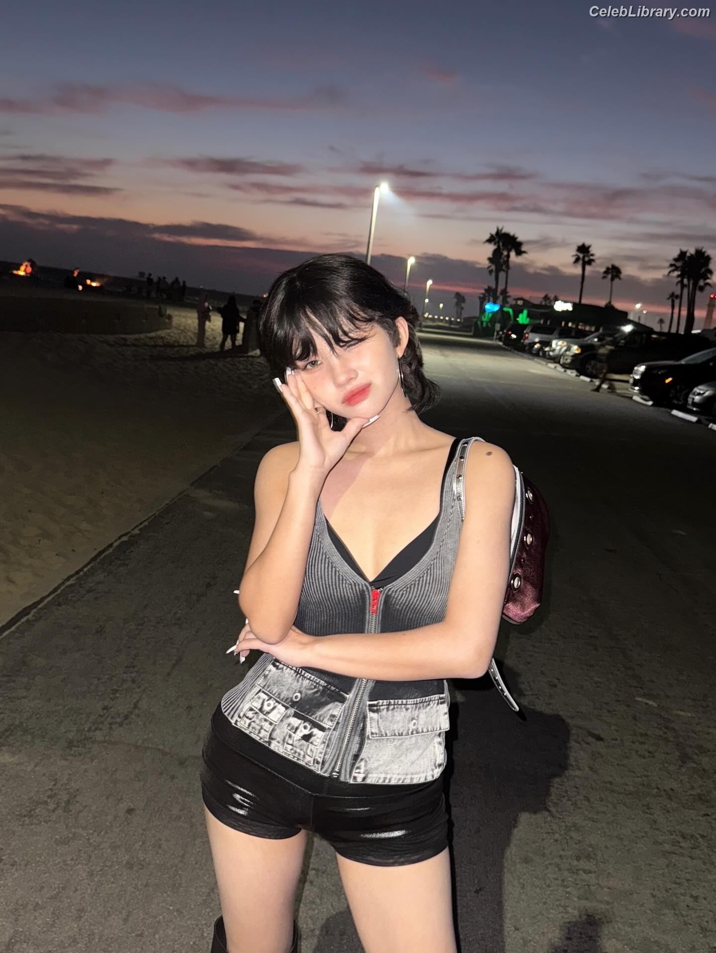 Soyeon  (G)I-IDLE photo 21 of 822