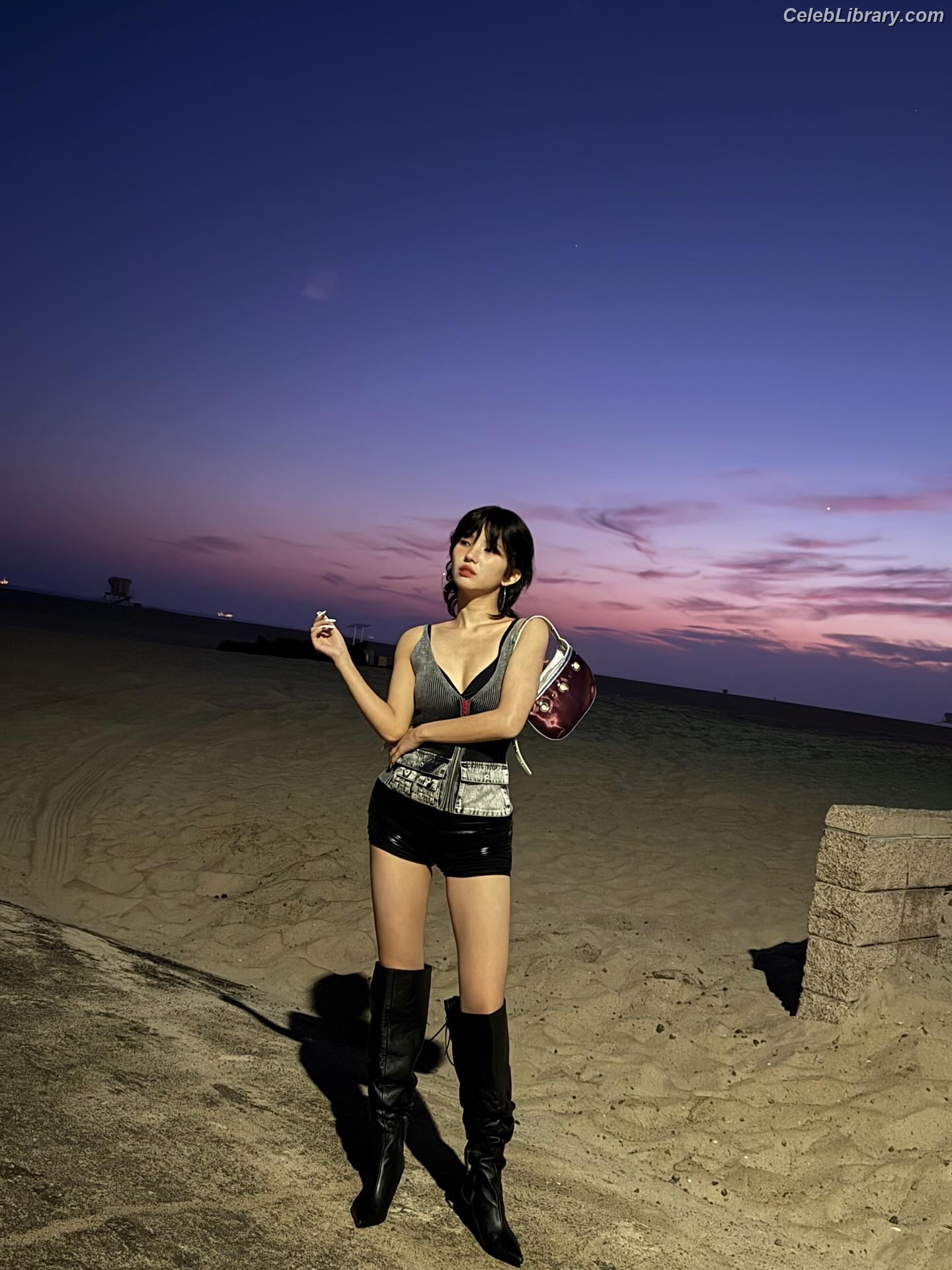 Soyeon  (G)I-IDLE photo 24 of 822