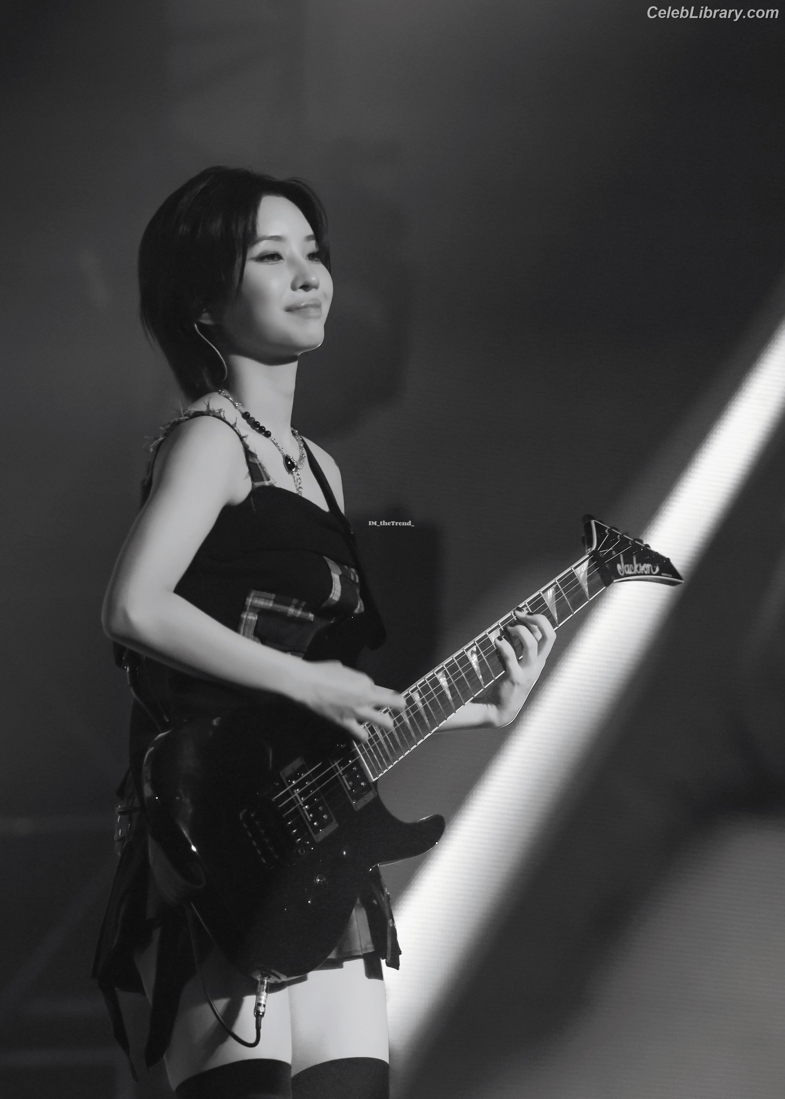 Soyeon  (G)I-IDLE photo 11 of 822