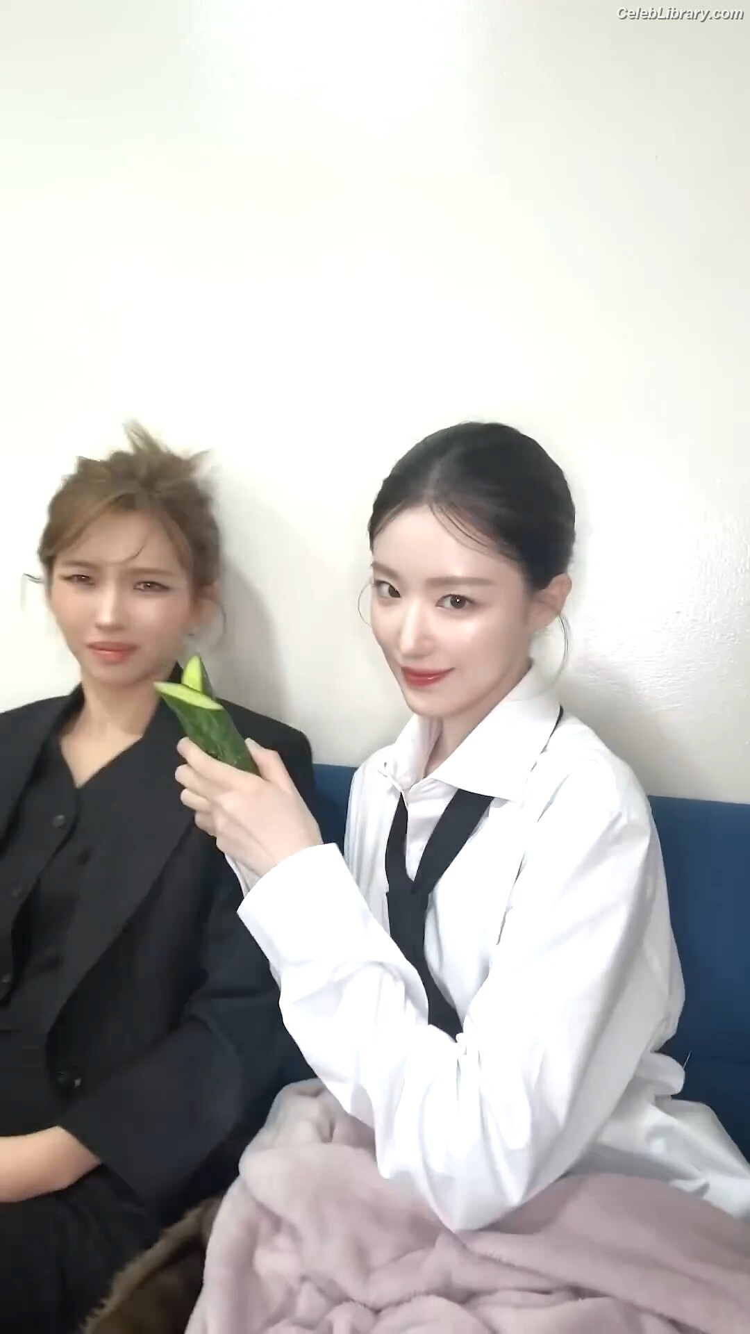 Soyeon  (G)I-IDLE photo 13 of 822