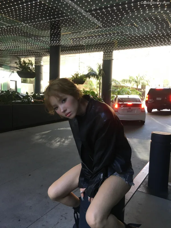 Soyeon  (G)I-IDLE photo 13 of 822