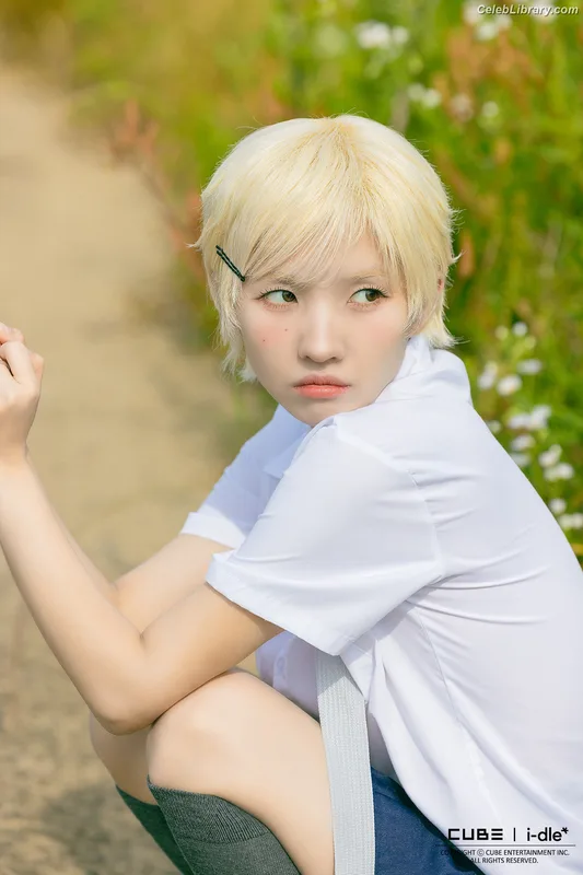 Soyeon  (G)I-IDLE photo 5 of 822