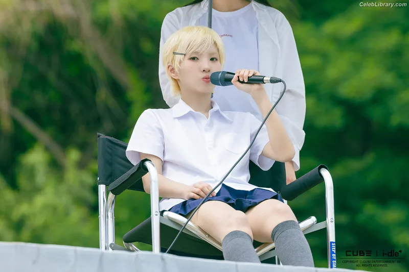 Soyeon  (G)I-IDLE photo 14 of 822