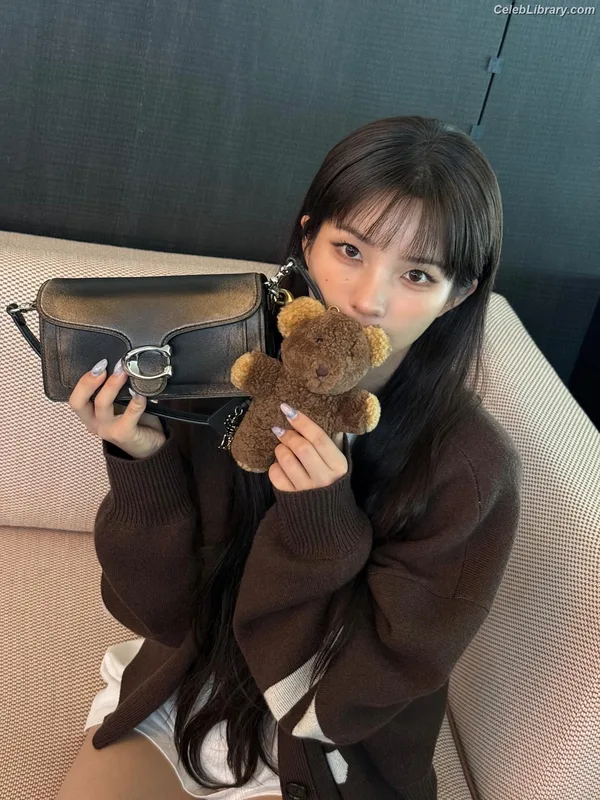 Soyeon  (G)I-IDLE photo 6 of 822