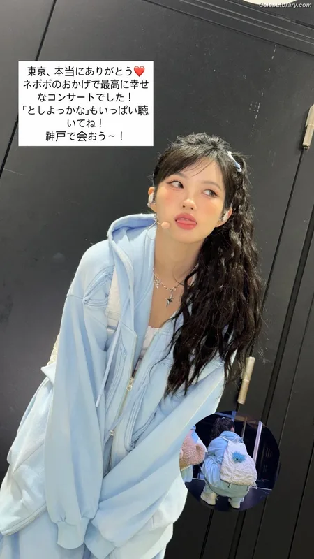 Soyeon  (G)I-IDLE photo 1 of 822