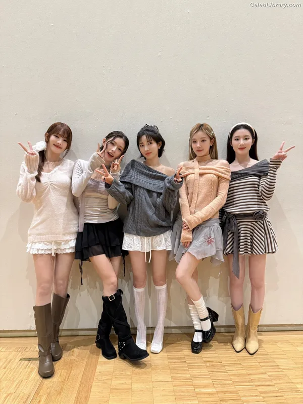 Soyeon  (G)I-IDLE photo 11 of 822