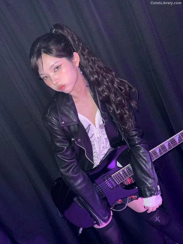 Soyeon  (G)I-IDLE photo 18 of 822